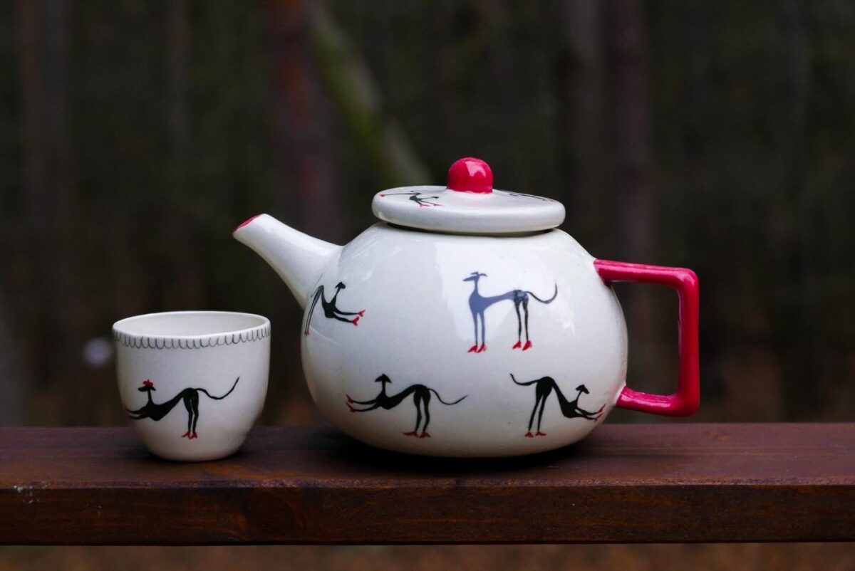 DDAF6CB0 07F7 4132 9130 0CF7996879FE