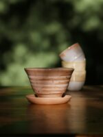 Czarka koralowa z podstawką